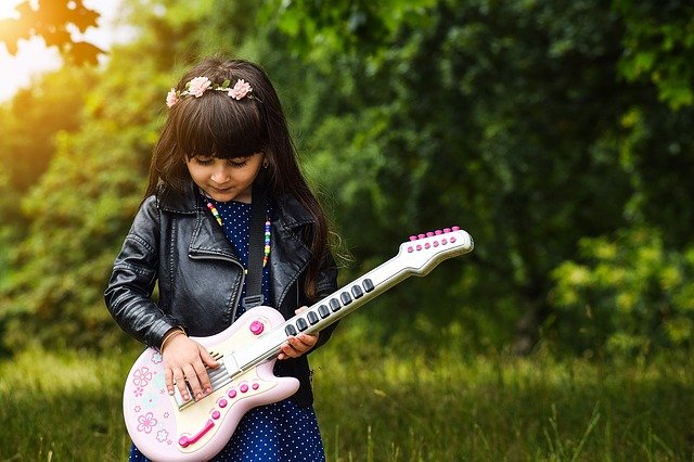 Kalimba Müzik Aletleri de Çocuk Müzik Aletleri Arasında Düşünülebilir 